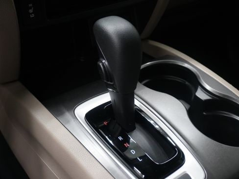 Used 2017 Honda Pilot EX-L image 25