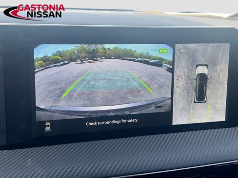 Used 2026 Nissan Kicks SR FWD image 17