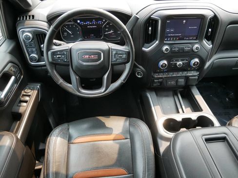 Used 2020 GMC Sierra 1500 AT4 w/ Off-Road Performance Package AWD/4WD image 16
