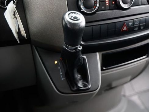 Used 2018 Mercedes-Benz Sprinter 2500 image 36