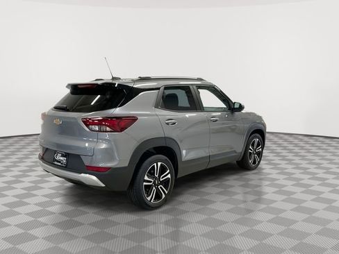 New 2026 Chevrolet TrailBlazer LT w/ Convenience Package FWD image 11