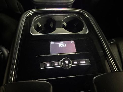 Used 2021 Lincoln Navigator Reserve AWD/4WD image 38