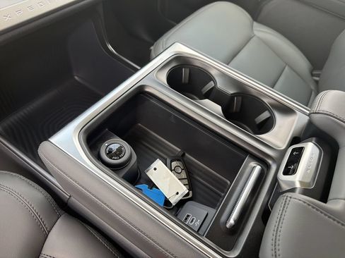 New 2026 Ford Expedition Active RWD image 30