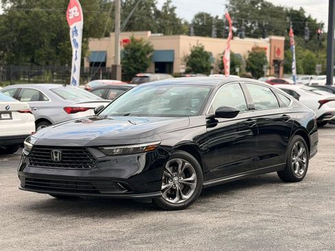 Used 2024 Honda Accord EX image 1