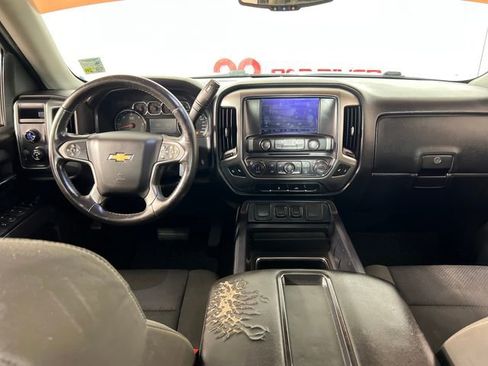 Used 2015 Chevrolet Silverado 1500 LT w/ LT Convenience Package AWD/4WD image 13