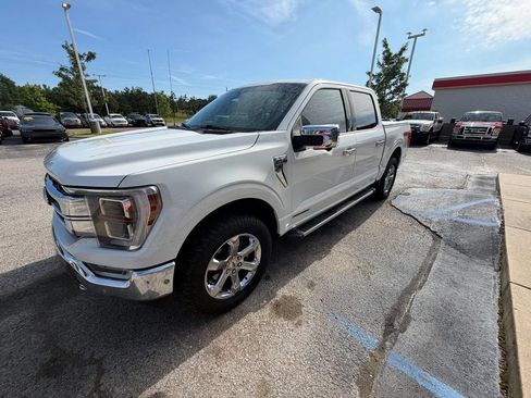 Used 2021 Ford F150 Lariat w/ Equipment Group 502A High AWD/4WD image 3