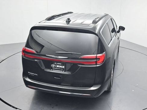 Used 2022 Chrysler Pacifica Touring-L FWD image 57