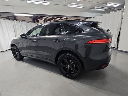 Used 2020 Jaguar F-PACE R-Sport image 6
