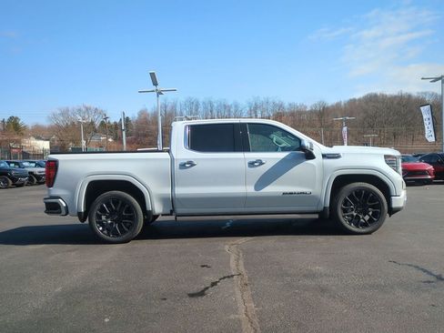 New 2026 GMC Sierra 1500 Denali w/ Denali Reserve Package image 4