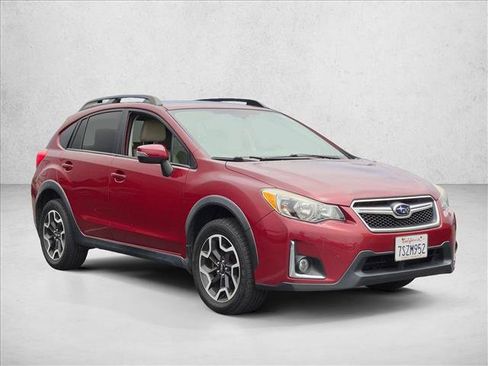 Used 2016 Subaru Crosstrek 2.0i Limited AWD/4WD image 4
