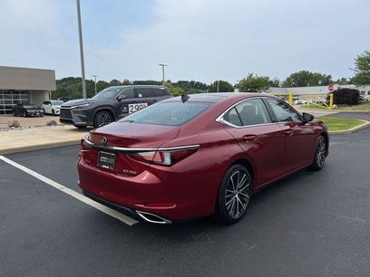 Certified 2025 Lexus ES 350 w/ Premium Package