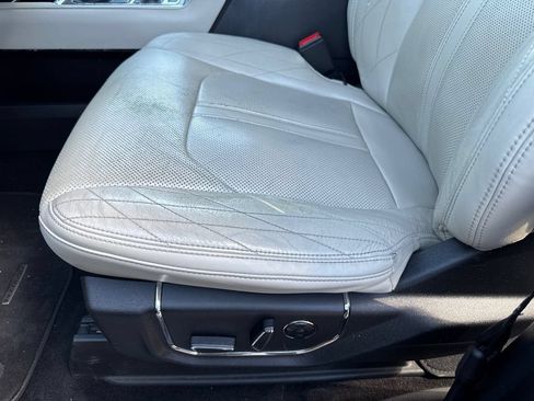 Used 2018 Ford Expedition Max Platinum AWD/4WD image 43