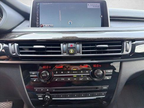 Used 2016 BMW X5 xDrive50i AWD/4WD image 8