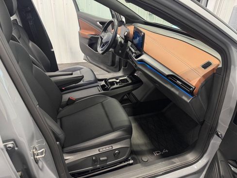 Used 2021 Volkswagen ID.4 Pro S w/ Gradient Package image 24