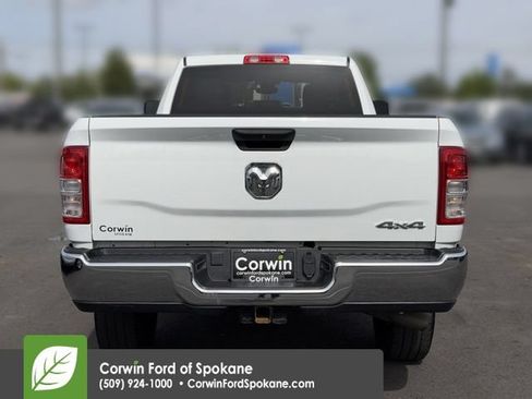 Used 2024 RAM 2500 Tradesman w/ Chrome Appearance Group AWD/4WD image 16