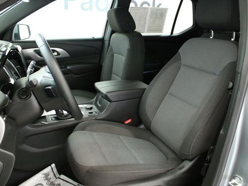 Certified 2023 Chevrolet Traverse LT w/ Midnight/Sport Edition AWD/4WD image 11