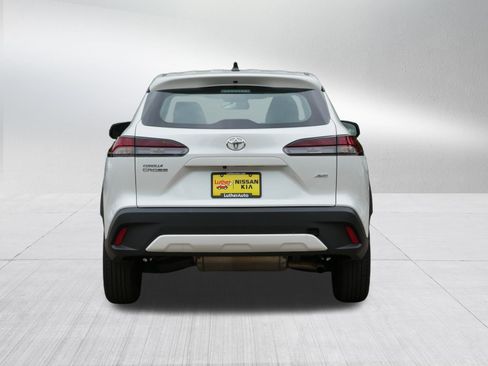 Used 2026 Toyota Corolla Cross L AWD/4WD image 6