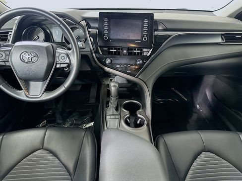 Used 2024 Toyota Camry SE image 17