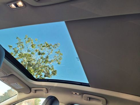 New 2026 Lincoln Corsair Grand Touring AWD/4WD image 19