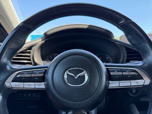 Used 2020 MAZDA MAZDA3 AWD Sedan w/ Premium Package image 21