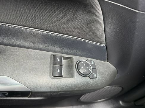 Used 2019 Ford Mustang Coupe w/ Equipment Group 101A RWD image 20