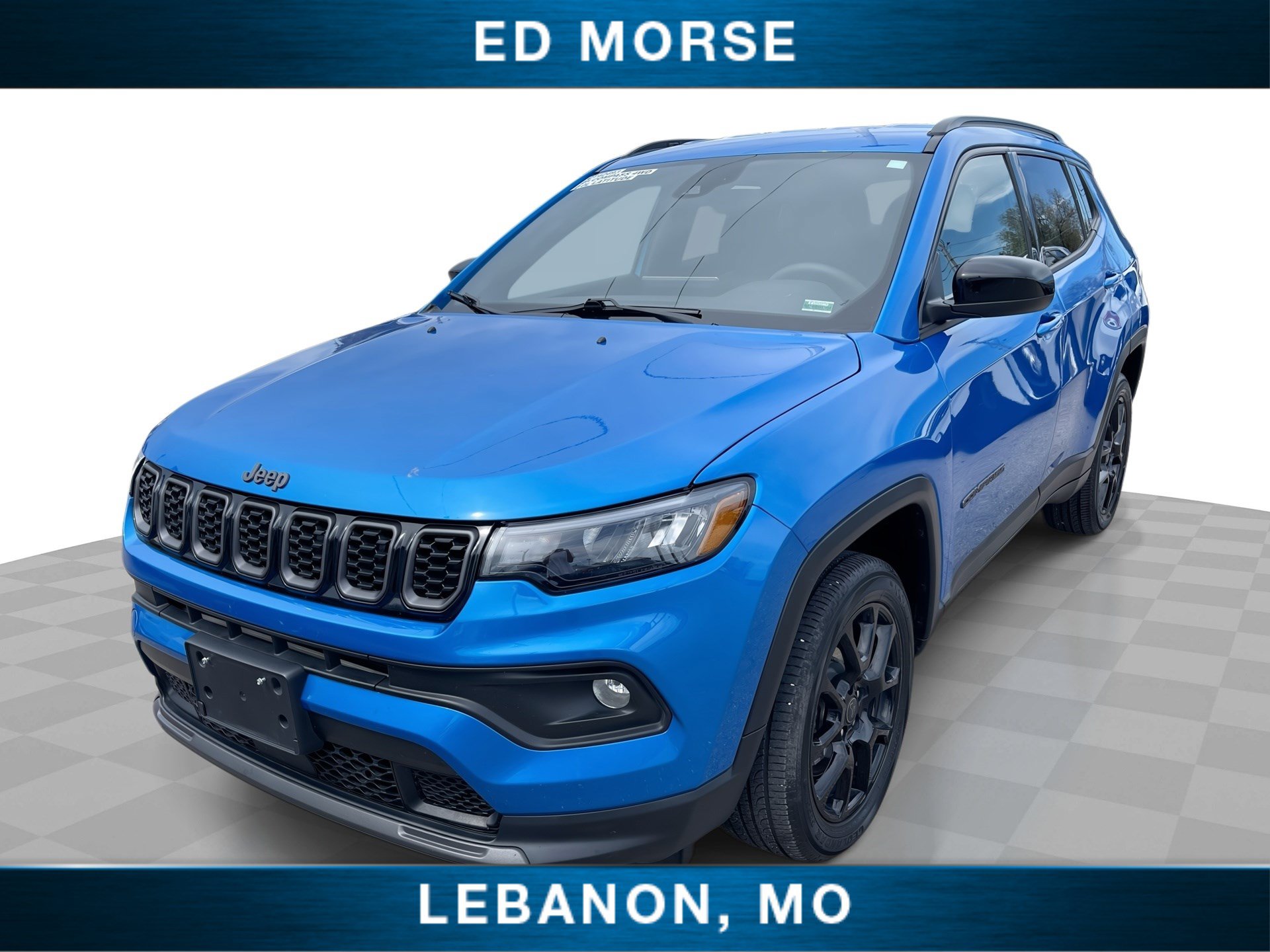 Used 2025 Jeep Compass Latitude w/ Convenience Group AWD/4WD image 1