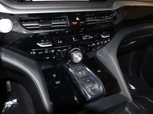 Used 2026 Acura MDX SH-AWD w/ Technology Package image 21