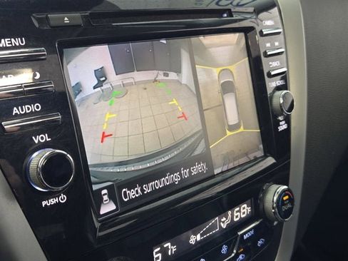 Used 2019 Nissan Murano Platinum w/ Cargo Package image 25