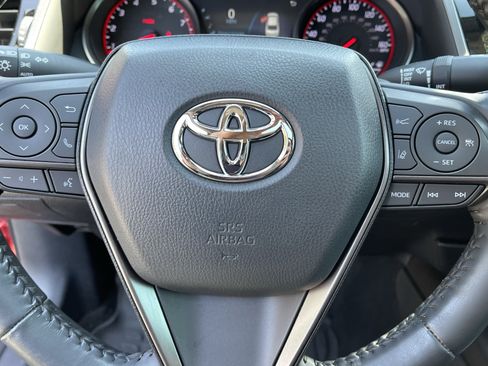 Certified 2022 Toyota Camry XSE FWD image 20