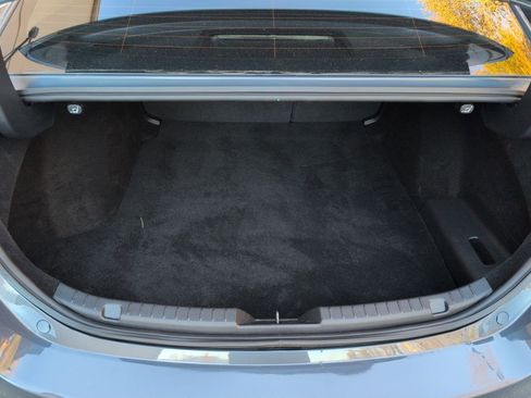 Used 2023 MAZDA MAZDA3 s image 23