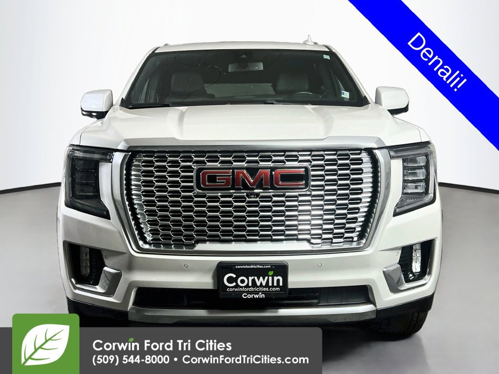Used 2021 GMC Yukon XL Denali AWD/4WD image 3