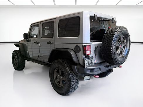 Used 2018 Jeep Wrangler Unlimited Rubicon AWD/4WD image 6