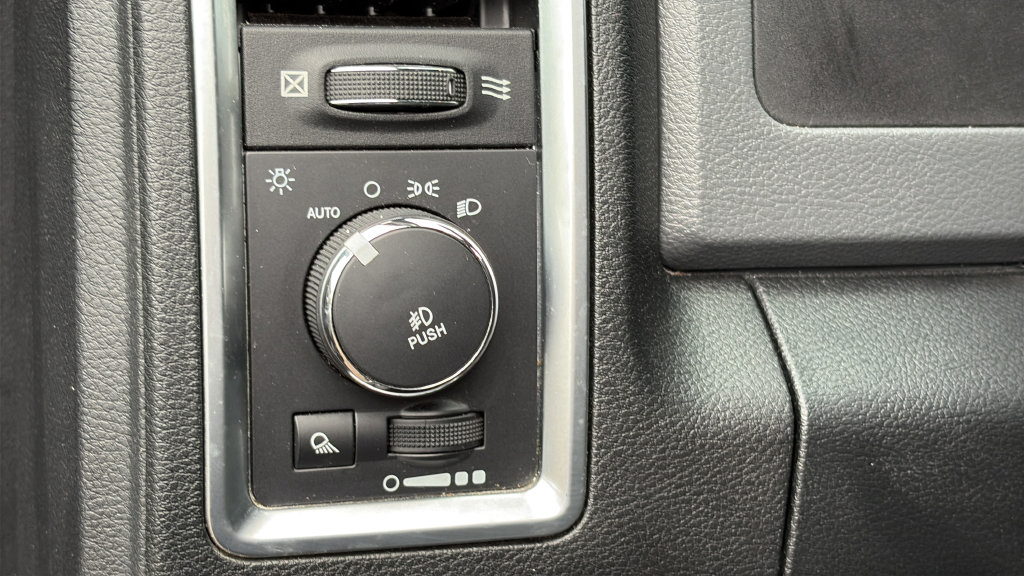 Used 2016 RAM 2500 Big Horn AWD/4WD image 13
