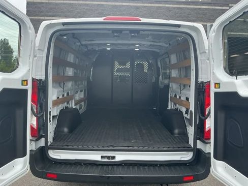 Used 2024 Ford Transit 250 Low Roof w/ Exterior Upgrade Package RWD image 8