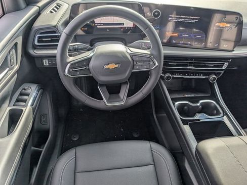 New 2026 Chevrolet Traverse LT FWD image 8