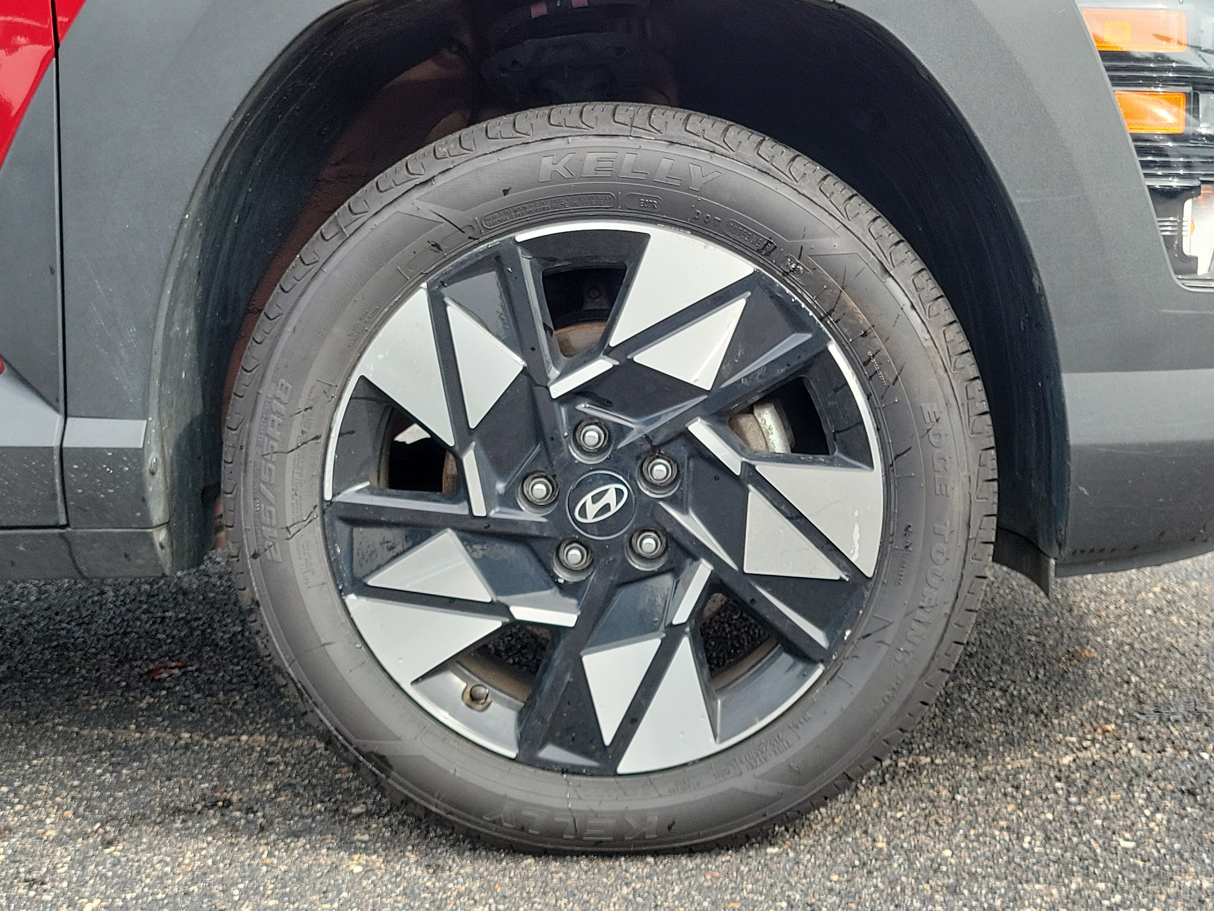 Used 2025 Hyundai Kona SEL AWD/4WD image 5