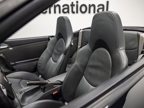 Used 2007 Porsche 911 Carrera S image 2