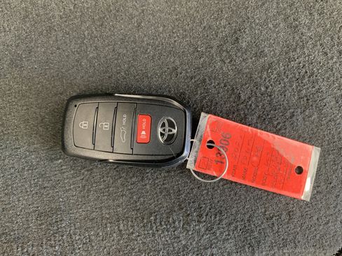 New 2026 Toyota C-HR w/ Cold Weather Package image 18