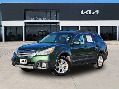 Used 2014 Subaru Outback 2.5i Limited image 1