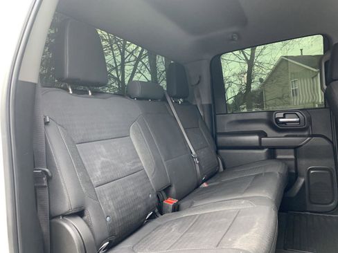 Used 2023 Chevrolet Silverado 2500 LT image 32