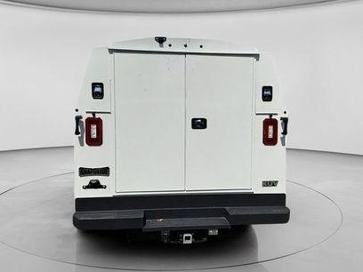 New 2025 GMC Savana 3500 w/ Power Convenience Package