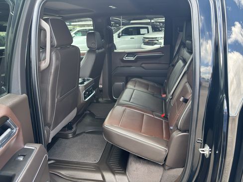 Certified 2026 GMC Sierra 1500 Denali w/ Denali Reserve Package AWD/4WD image 15