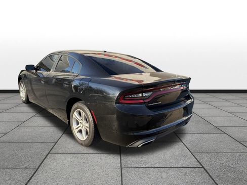 Used 2018 Dodge Charger SXT image 7