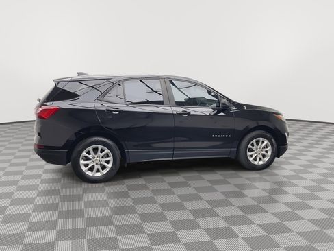 Used 2020 Chevrolet Equinox LS w/ LS Convenience Package AWD/4WD image 36