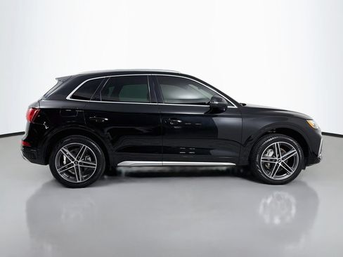 Used 2023 Audi Q5 e Premium Plus w/ Premium Plus Package AWD/4WD image 4