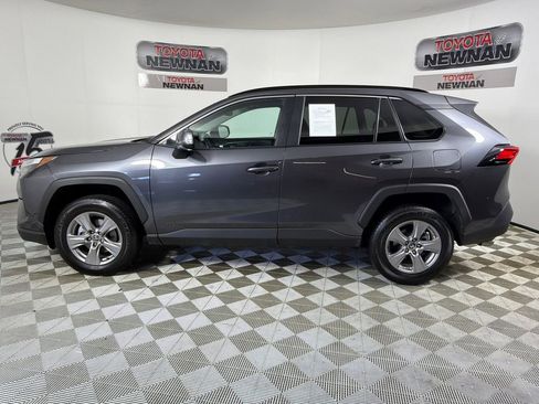 Used 2025 Toyota RAV4 XLE FWD image 7