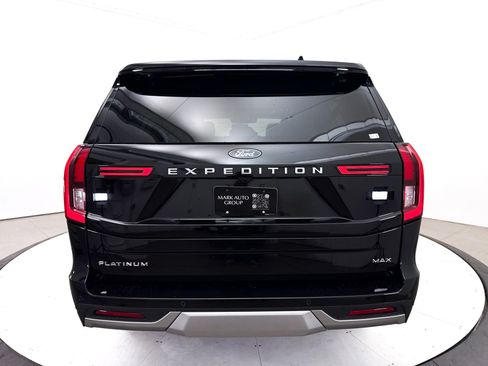 Used 2025 Ford Expedition Max Platinum w/ Driver's Package AWD/4WD image 18
