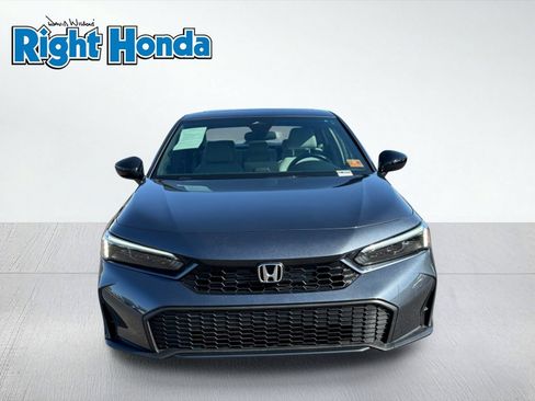 Used 2025 Honda Civic Sport image 5
