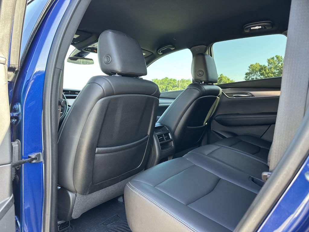 Used 2023 Cadillac XT5 Luxury FWD image 19