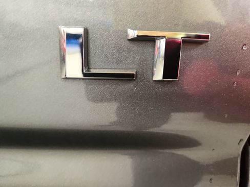 Used 2021 Chevrolet Silverado 1500 LT w/ Bed Protection Package AWD/4WD image 34